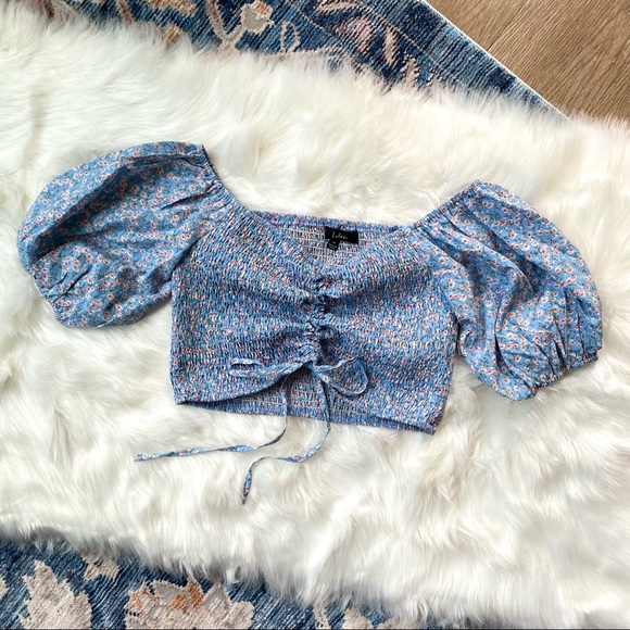 NWT Lulu’s Size M 2-Piece Smocked Blue Floral Crop Top with Bodycon Skirt - Picture 4 of 14